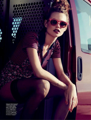 Behati Prinsloo pic #607554